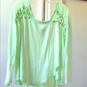 Cute light-green casual top